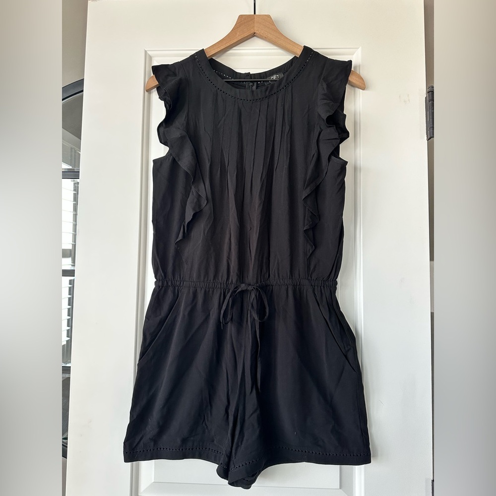 LOFT Black Sleeveless Ruffle Romper